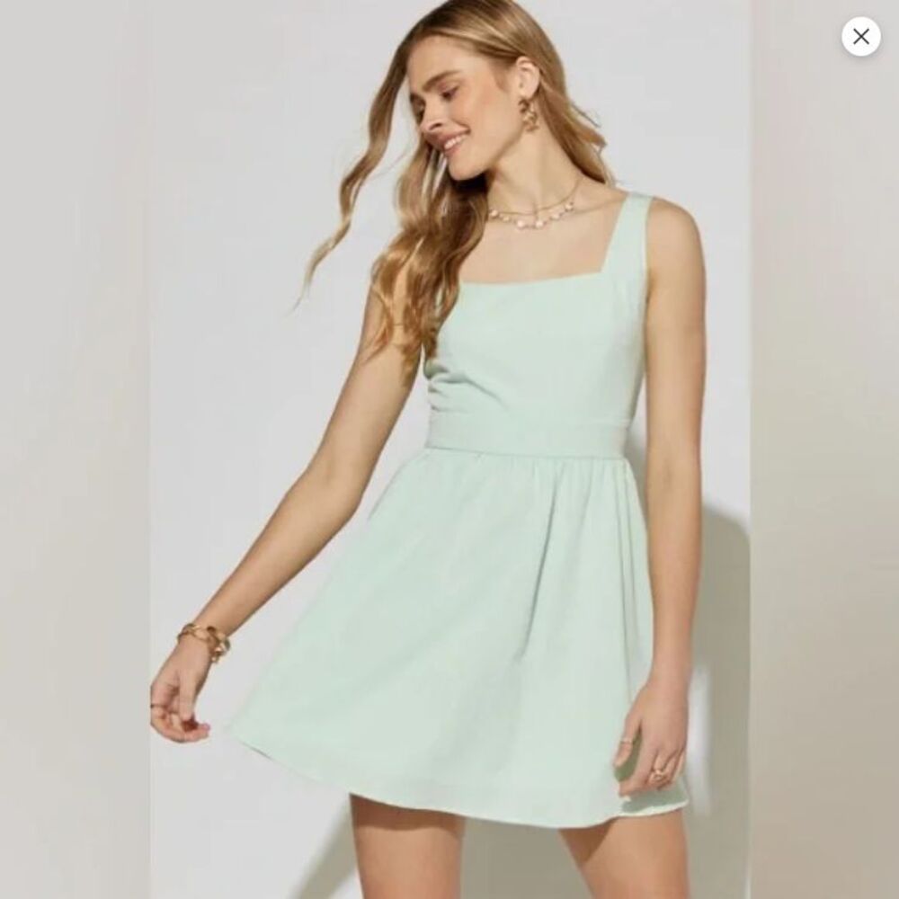 Francesca’s Boutique Flare Mini Dress Mint Green Size Large Pockets NWT